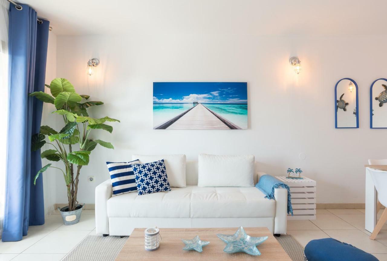 Hill With Terrace, Parking, Pool & Paddle Court Appartement Torremolinos